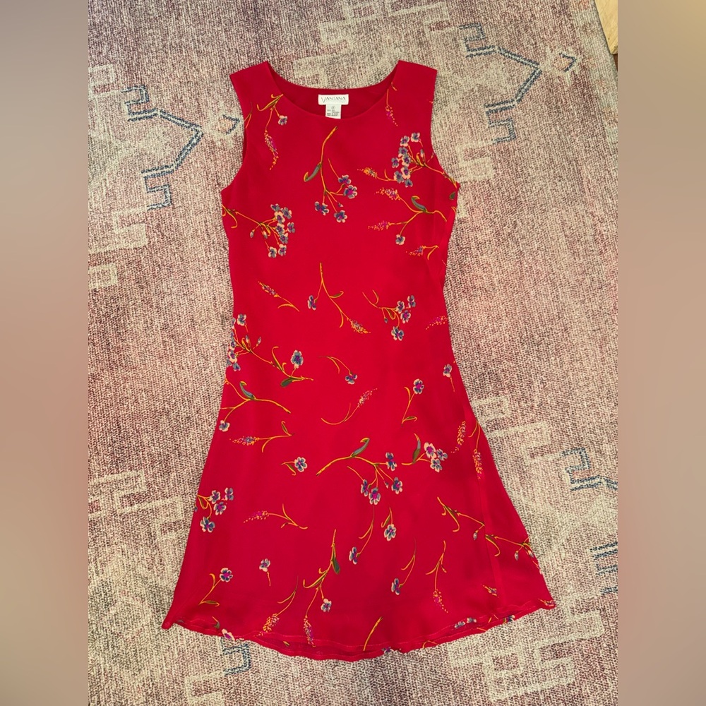 Vantana vintage 90’s Italian silk floral mini sheath dress in rosy red  size 6